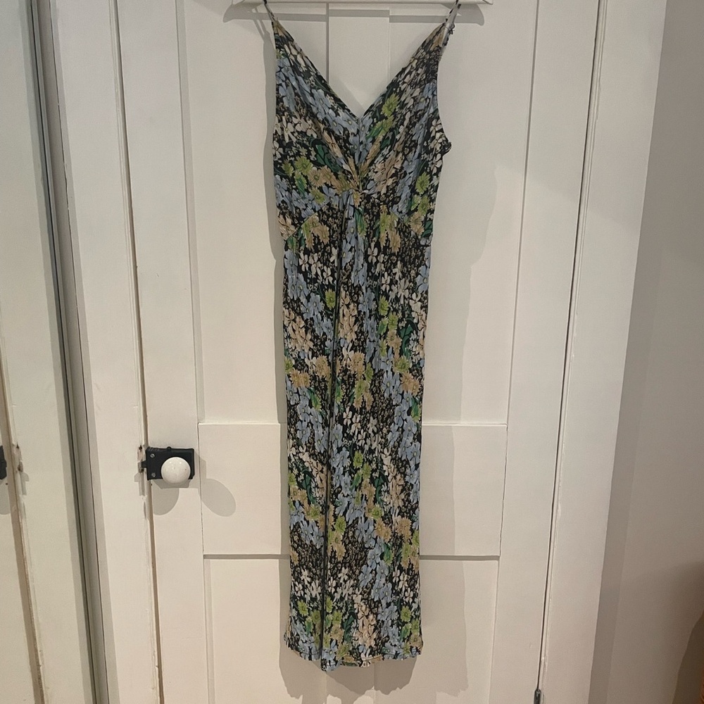Elegant Floral Maxi Dress in Blue and Green